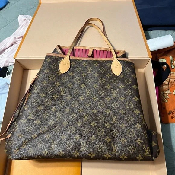 Louis Vuitton Brown Monogram Tote - Picture 5 of 6
